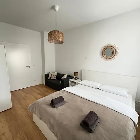 60Qm - 2 Rooms - Free Parking - City - Mallibase Apartments Hannover Exterior photo